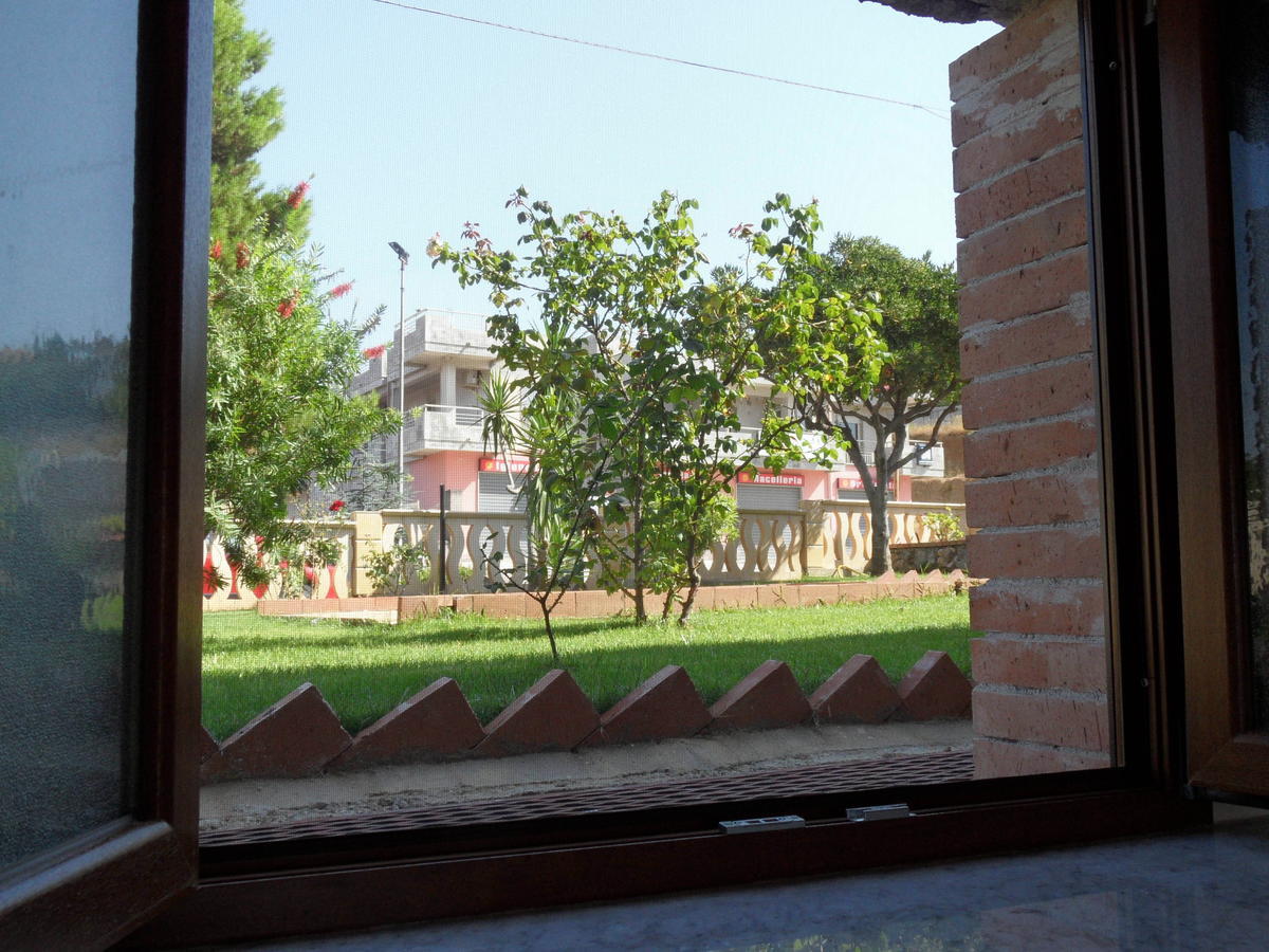 Bed & Breakfast Garrupa Marcellinara Стая снимка