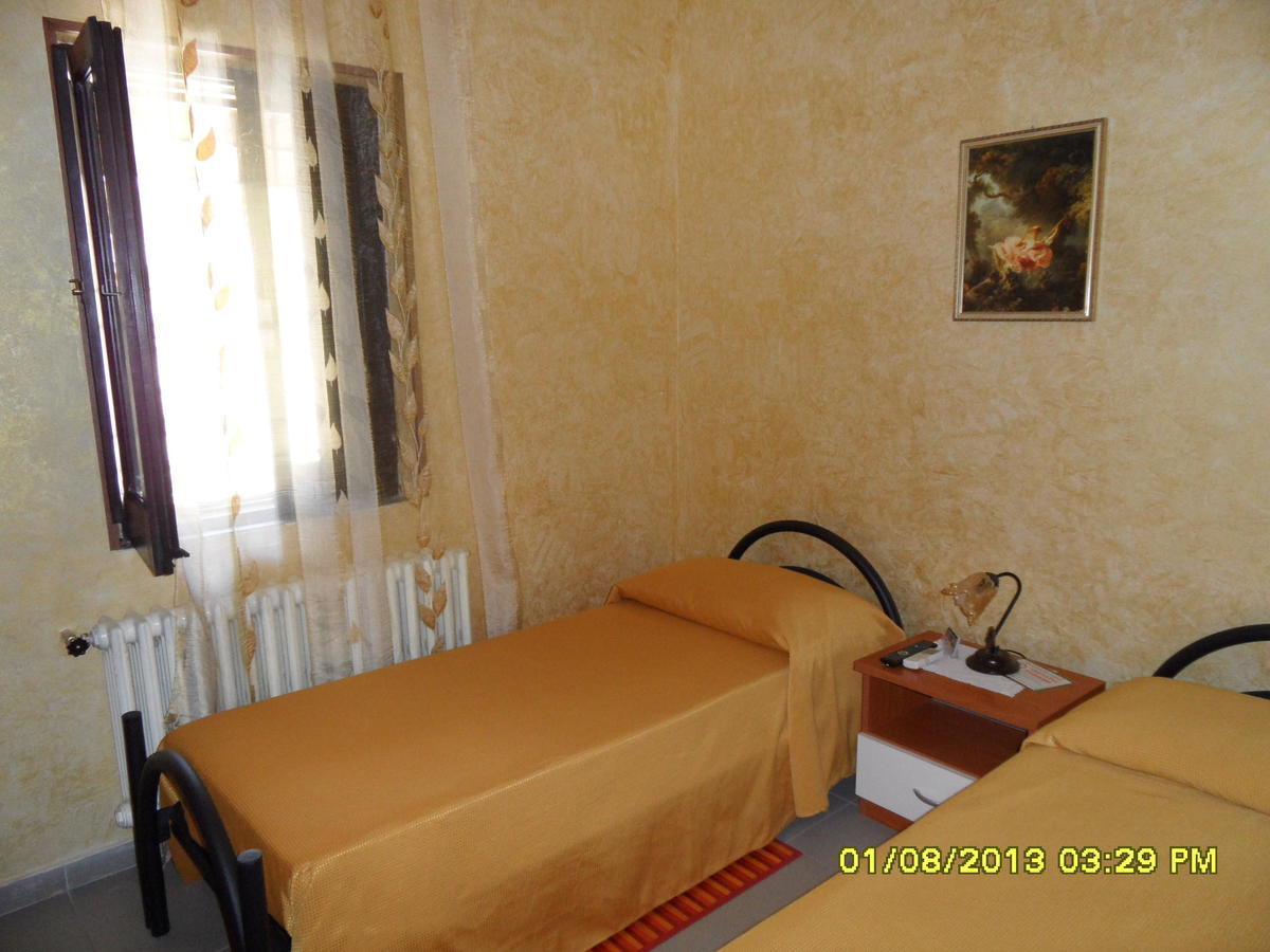 Bed & Breakfast Garrupa Marcellinara Стая снимка