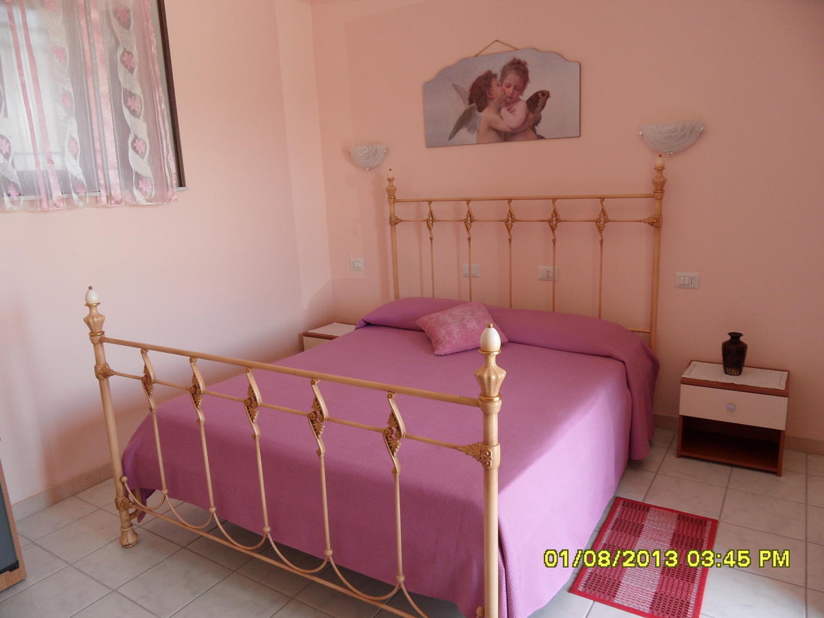 Bed & Breakfast Garrupa Marcellinara Стая снимка